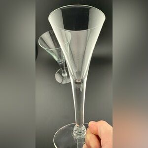 2 v shaped cocktail glasses or flutes. Vintage. 6oz